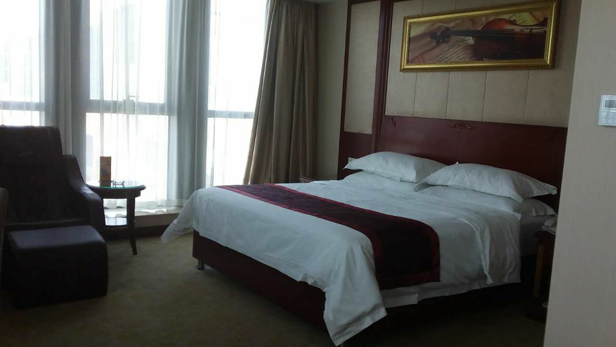 Vienna Hongqiao Airport Wanda Plaza Hotel Shanghai